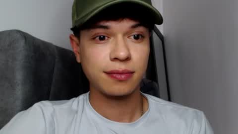Snapshot of rexbunnybody chatting on 25, 6, 2026 Rex online show from 25, 6, 2026
