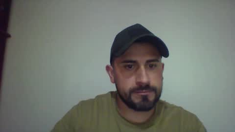 Snapshot of reyalad_mariana chatting on 4, 2, 2025 REYALAD online show from 4, 2, 2025