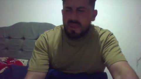 Snapshot of reyalad_mariana chatting on 5, 2, 2025 REYALAD online show from 5, 2, 2025