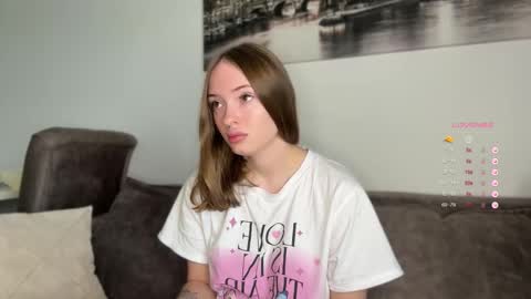 Snapshot of reyeva chatting on 29, 9, 2025 reyeva online show from 29, 9, 2025