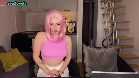 Snapshot of reyeva chatting on 25, 10, 2025 reyeva online show from 25, 10, 2025