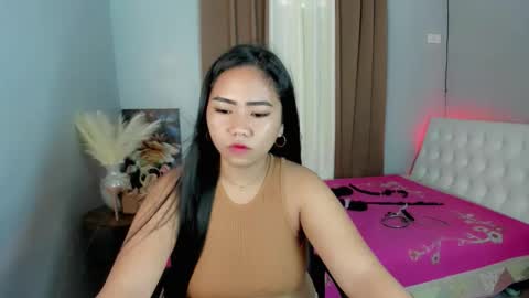 Snapshot of rhea_xoxo chatting on 21, 4, 2026 rhea online show from 21, 4, 2026