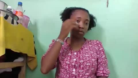 Snapshot of rhesa404090 chatting on 19, 3, 2026 rhesa404090 online show from 19, 3, 2026