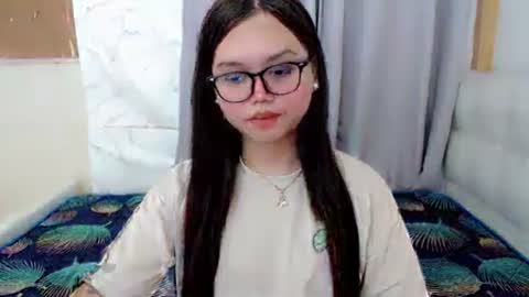 rhianne_fuckdoll online show from 15, 10, 2025