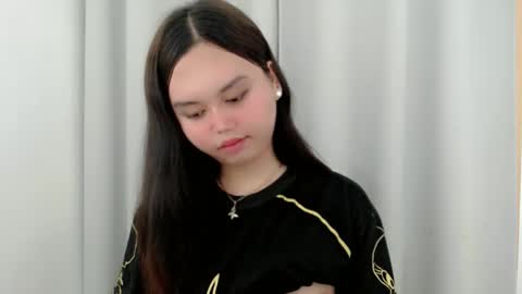 rhianne_fuckdoll online show from 19, 11, 2025