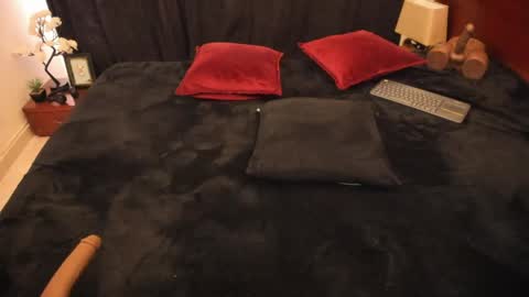 Rhonda online show from 23, 4, 2026