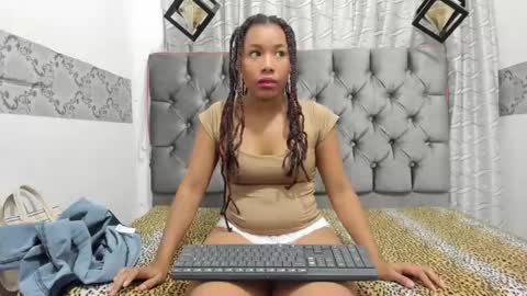 riaha_18_ online show from 14, 12, 2024