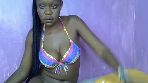 riana_sha online show from 4, 3, 2025