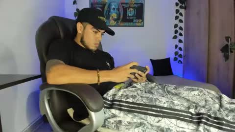 Snapshot of riancum chatting on 9, 3, 2025 juan online show from 9, 3, 2025