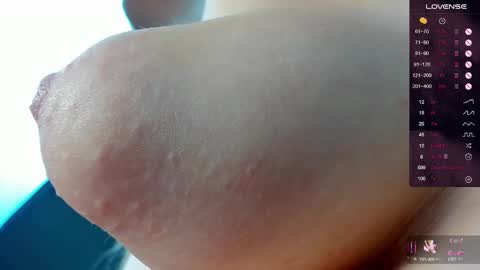 Snapshot of riawoods chatting on 4, 2, 2025 Ria Woods online show from 4, 2, 2025