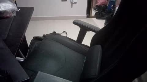 riazwork13 online show from 5, 11, 2025