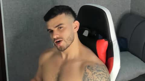 ricardogonzalez666 online show from 6, 1, 2025