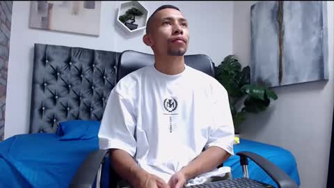 richar_voller online show from 16, 12, 2024