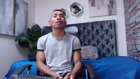 richar_voller online show from 10, 1, 2025