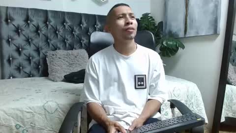 richar_voller online show from 4, 3, 2025