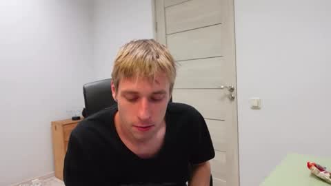 Snapshot of richard_hards chatting on 23, 4, 2026 RICHARD HARDS online show from 23, 4, 2026