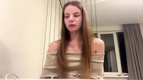 Lana online show from 21, 7, 2026