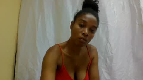 Snapshot of richella34 chatting on 18, 7, 2026 richella34 online show from 18, 7, 2026