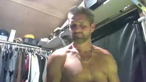 Rich online show from 7, 10, 2025