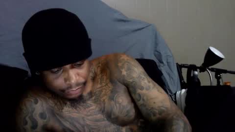 Snapshot of rickavelli chatting on 31, 10, 2025 Rick online show from 31, 10, 2025