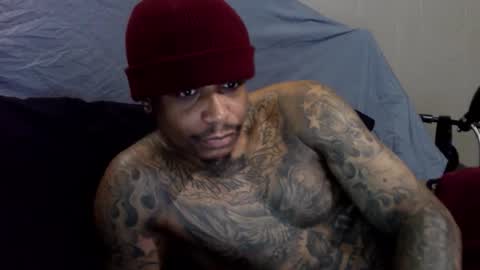 Snapshot of rickavelli chatting on 18, 11, 2025 Rick online show from 18, 11, 2025