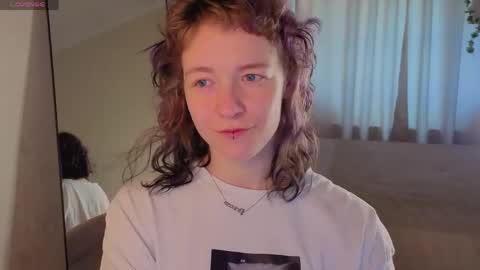 Snapshot of ricki_bloom chatting on 7, 6, 2026 Ricki online show from 7, 6, 2026