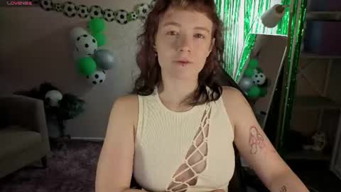 Snapshot of ricki_bloom chatting on 29, 6, 2026 Ricki online show from 29, 6, 2026