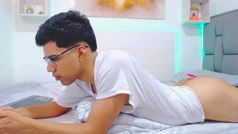 Ricki online show from 6, 4, 2026