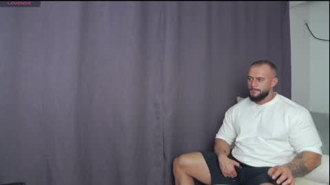 Snapshot of rickymiami1 chatting on 18, 9, 2025 rickymiami1 online show from 18, 9, 2025