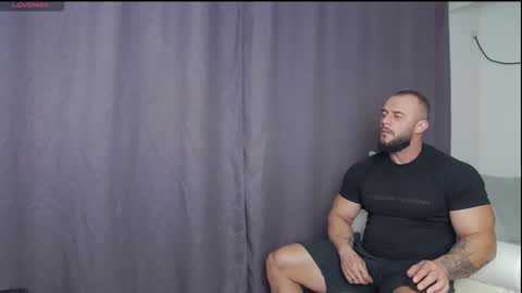 Snapshot of rickymiami1 chatting on 21, 9, 2025 rickymiami1 online show from 21, 9, 2025