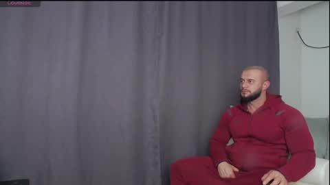 Snapshot of rickymiami1 chatting on 1, 11, 2025 rickymiami1 online show from 1, 11, 2025