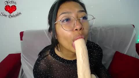 Snapshot of ricura_mily chatting on 21, 2, 2025 milena online show from 21, 2, 2025