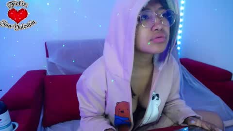 Snapshot of ricura_mily chatting on 8, 3, 2025 milena online show from 8, 3, 2025