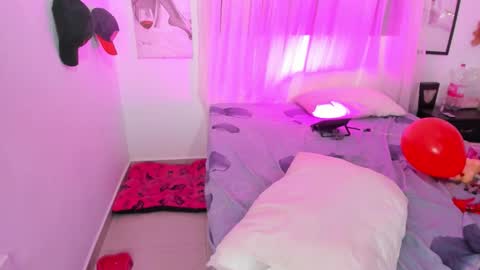 Snapshot of rihanna_hotx chatting on 2, 3, 2026 Rihanna hotx online show from 2, 3, 2026