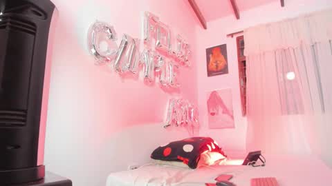 Snapshot of rihanna_hotx chatting on 8, 3, 2026 Rihanna hotx online show from 8, 3, 2026