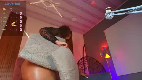 Riha  online show from 17, 10, 2025