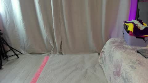 Sara online show from 28, 9, 2025