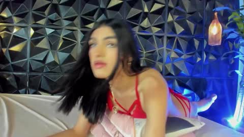 rihanna online show from 4, 1, 2025