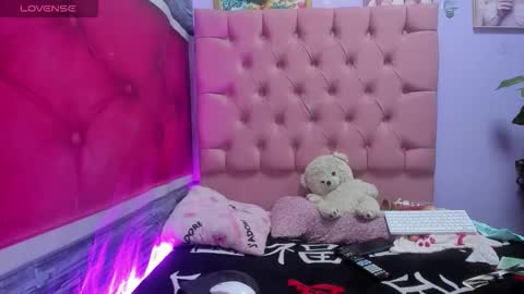 Snapshot of riianasex chatting on 1, 10, 2025 riianasex online show from 1, 10, 2025