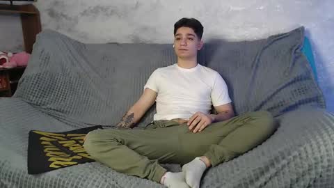 Snapshot of rik_and chatting on 22, 12, 2025 Rick online show from 22, 12, 2025