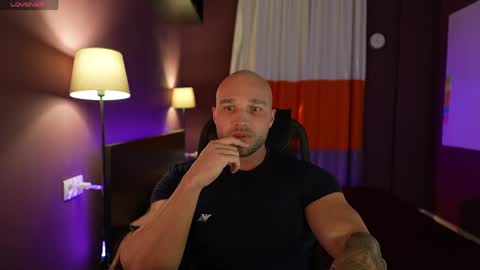 rikadler online show from 22, 4, 2026