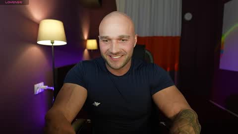rikadler online show from 18, 5, 2026