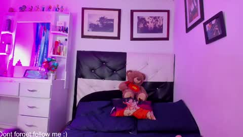Snapshot of riley_black chatting on 3, 3, 2025 Bela online show from 3, 3, 2025