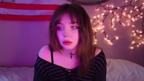 Snapshot of riley_vice chatting on 4, 3, 2026 Sofia online show from 4, 3, 2026