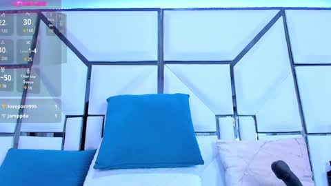 Riley online show from 28, 1, 2025