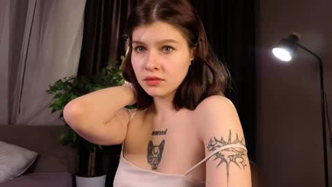 Hi Rina and April are here Glad to see you in our room  PVT is open online show from 7, 5, 2026