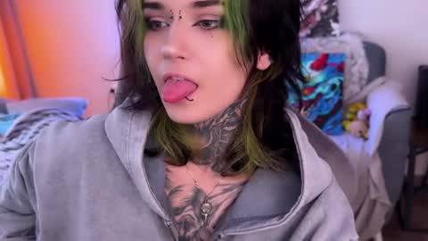   DianaBrite            fansl y online show from 20, 4, 2026