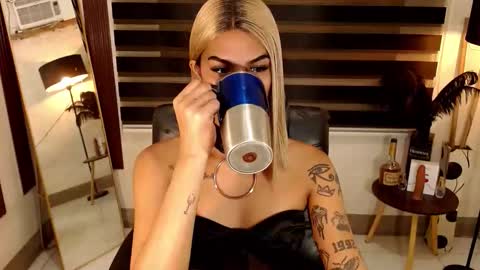 riri online show from 18, 12, 2025