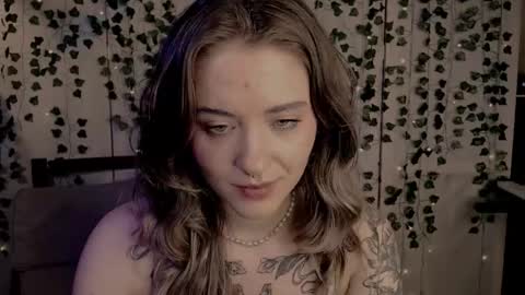 Snapshot of risha_laass chatting on 15, 2, 2025 risha_laass online show from 15, 2, 2025