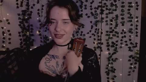 Snapshot of risha_laass chatting on 10, 10, 2025 risha_laass online show from 10, 10, 2025